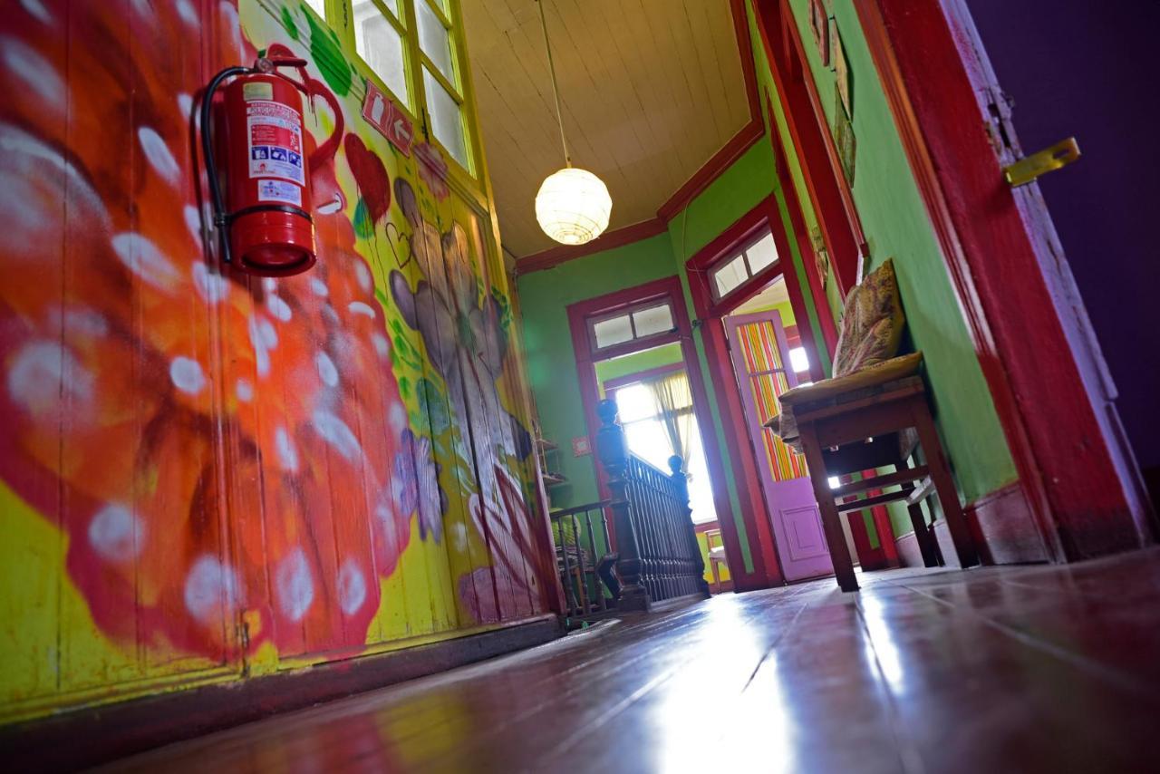 De Colores Hostal ヴァルパライソ エクステリア 写真